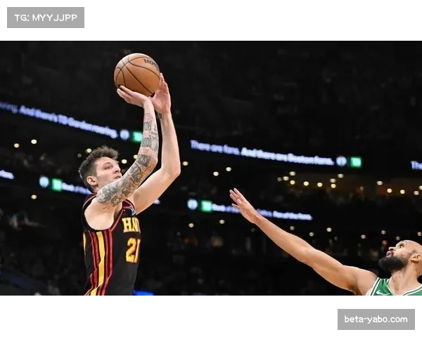 克雷伊奇两黄变一红被罚下 狼队中场鲁莽犯规代价沉重